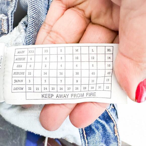 One by One Teaspon Thrashed Free Birds Low Waist Denim Jeans Size 25 - Picture 8 of 11